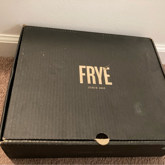 NWT Frye Naomi Pickstitch boots in ivory! - Picture 3 of 7